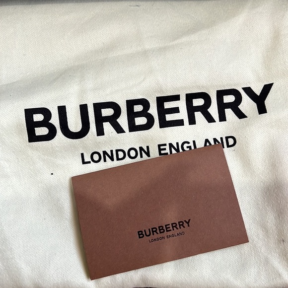 Mint Condition - Burberry Tote - Picture 4 of 5
